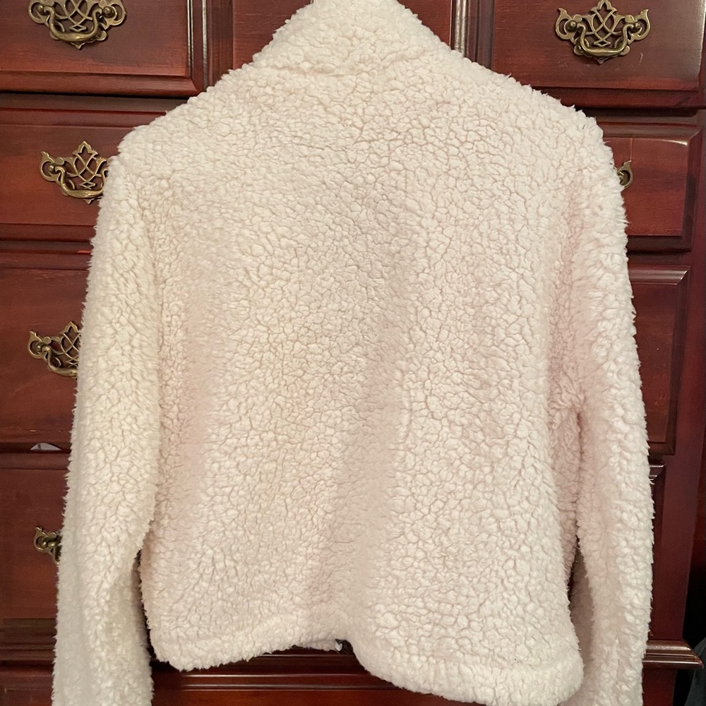 Gently used Sherpa jacket - Picture 2 of 3